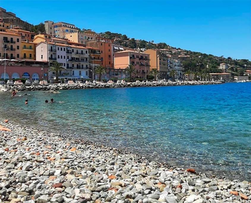 Sweet Liana Un Tuffo Nel Cuore Del Paese Porto Santo Stefano  Eksteriør bilde